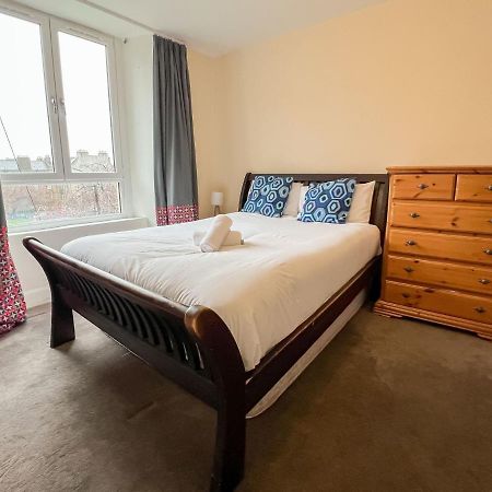 Convenient 2Br Flat Gorgie Edinburghアパートメント エクステリア 写真